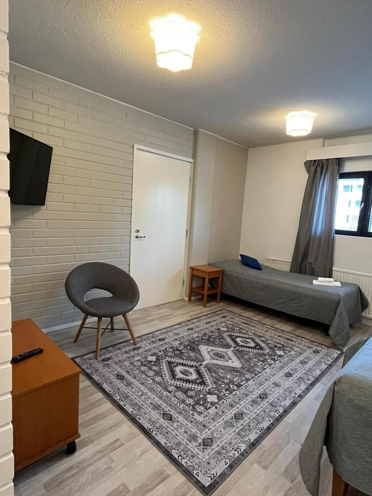 Outdoor Hostel Laajis Jyväskylä Buitenkant foto